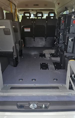 13wheelchairmaxicab-7