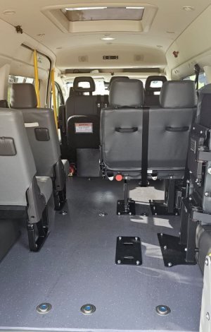 13wheelchairmaxicab-9